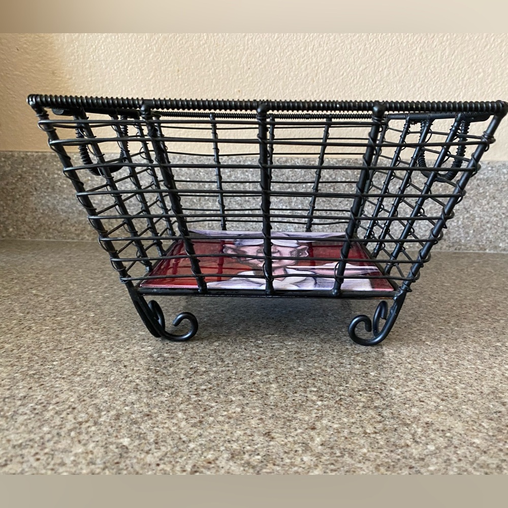 Black Metal Basket with handles & feet (decorated tile insert)